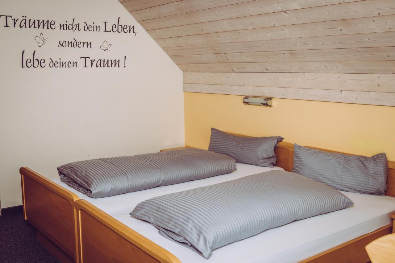 Gasthof Zur Bruecke Kaufering Luaran gambar